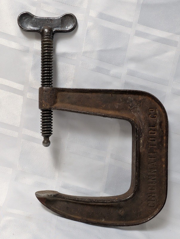 Cast iron C-clamp with screw and T-handle - image 1 of 10