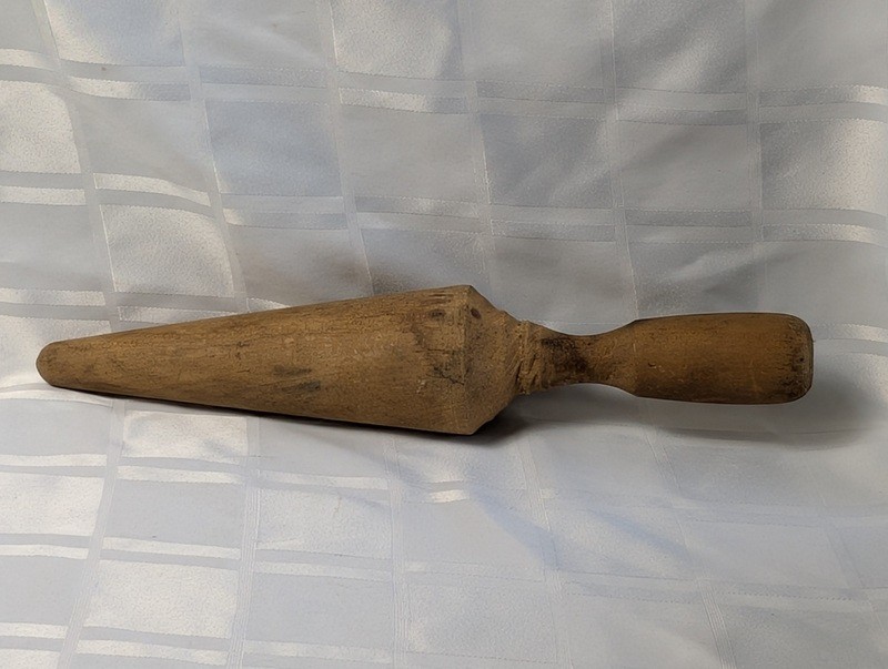Old wooden tapered-handled tool - image 6 of 10
