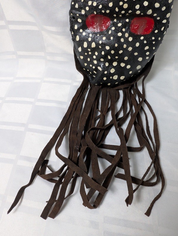 Polka-dot leather mask with fringe - image 3 of 11