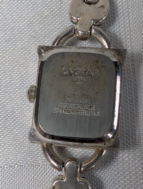 Two women's watches: Nine West and La Gear - image 9 of 9