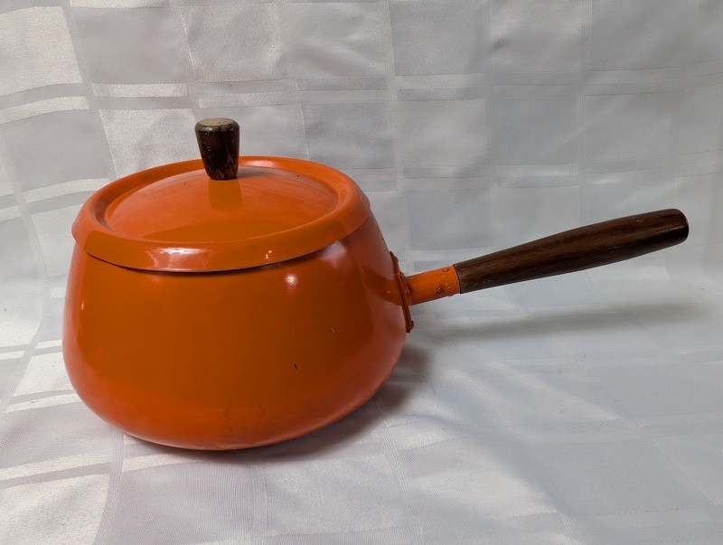Orange enamel pot with lid and wooden handle - image 1 of 14