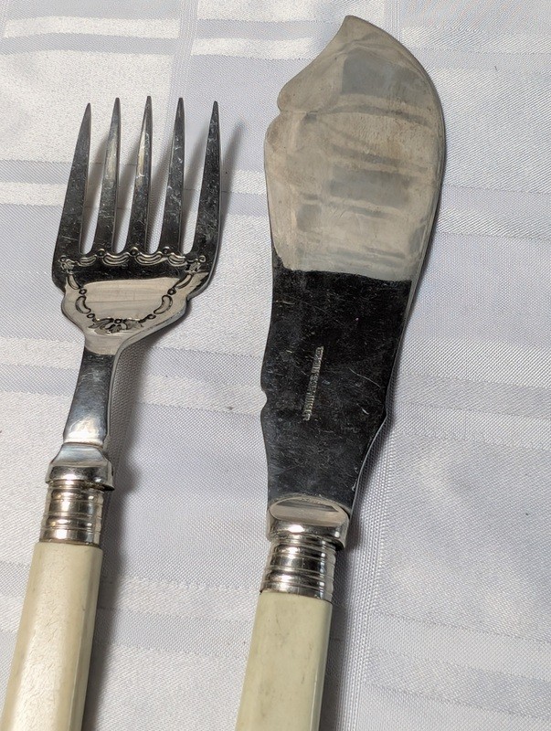 Vintage carving fork and knife with cream handles - image 3 of 10
