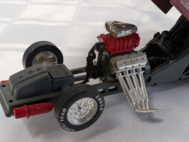 Die-cast drag racing toy car - image 9 of 13