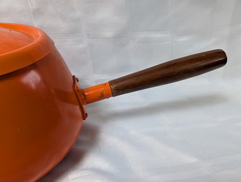 Orange enamel pot with lid and wooden handle - image 3 of 14