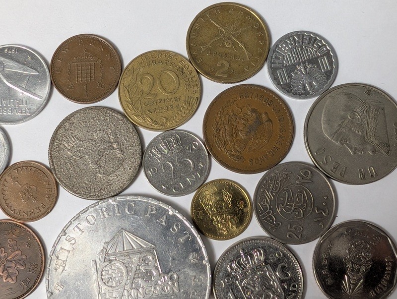 Diverse collection of coins and a commemorative token - image 7 of 20