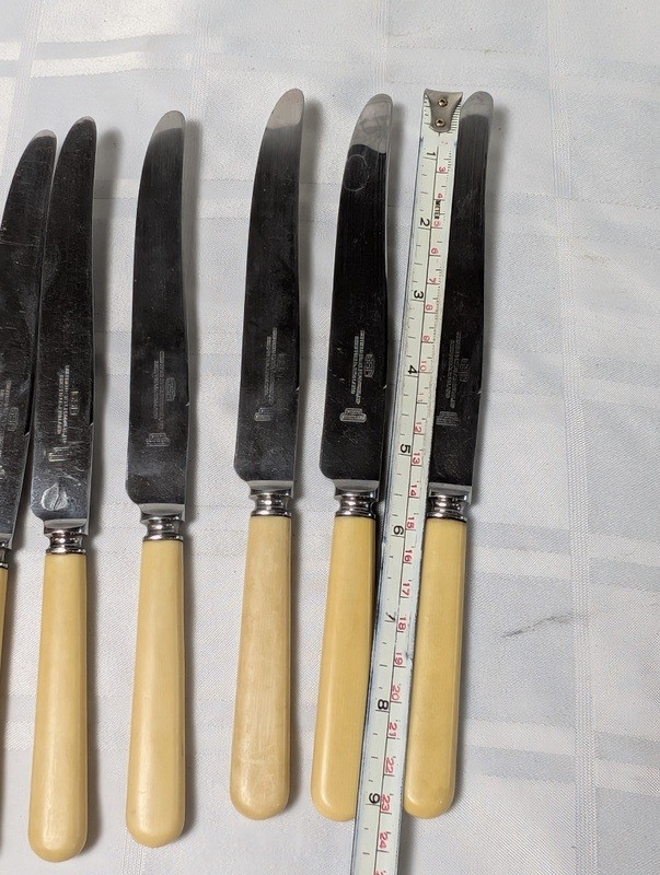 Bone-handled stainless steel knife set - image 8 of 8