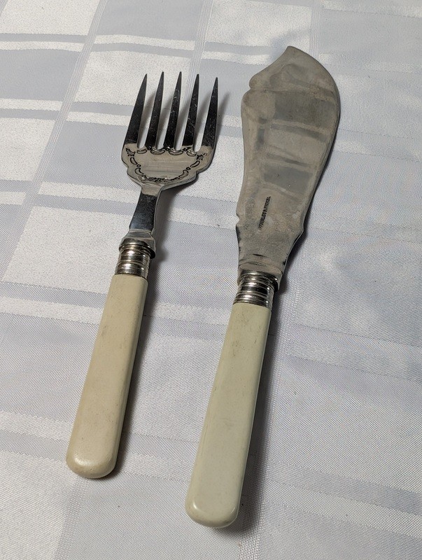 Vintage carving fork and knife with cream handles - image 2 of 10