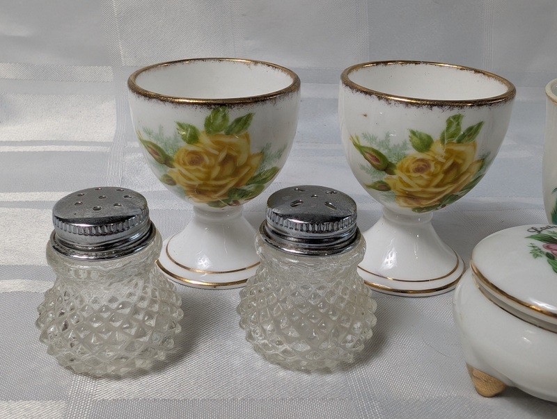 Tea ware set with Rose pattern and duck mug - image 2 of 15
