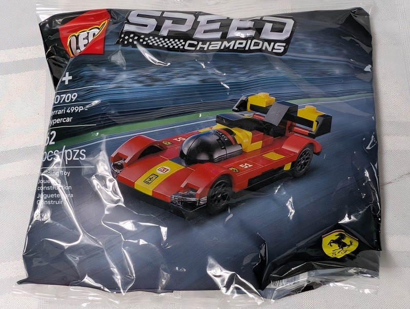 LEGO Speed Champions Ferrari 499P set 30709 - image 2 of 7