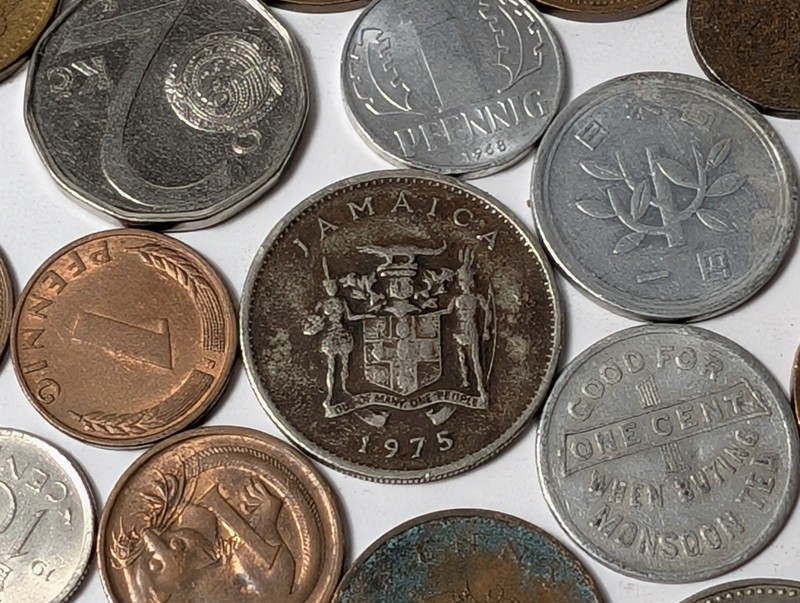 Assorted international coins including Jamaican 1975 issues - image 14 of 26