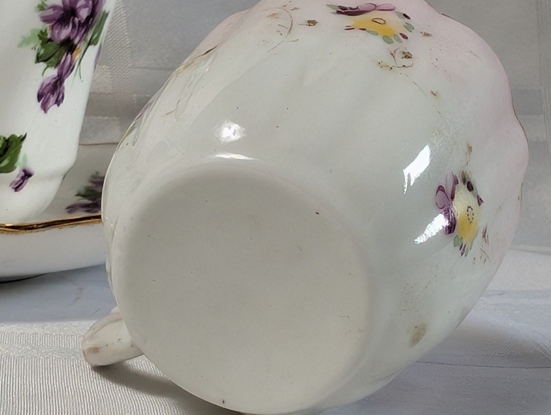 Salisbury bone china teacup set with floral mugs and scalloped plate - image 7 of 15