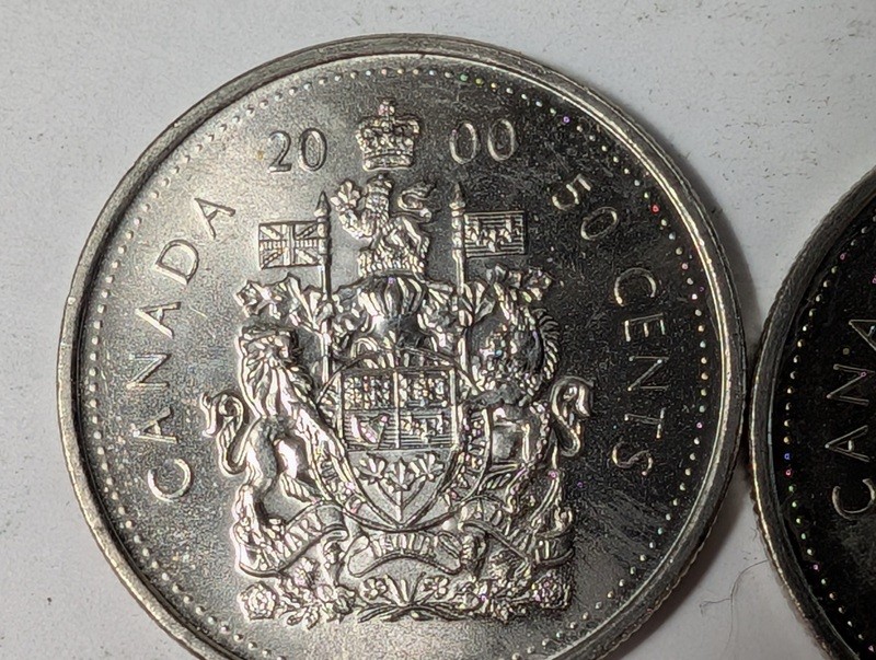 Canadian 50-Cent Coins with Royal Coat of Arms (2000) - image 3 of 9