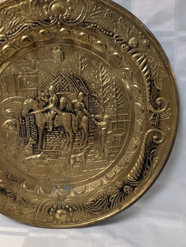 Round brass decorative plate with embossed medieval scene - image 4 of 10