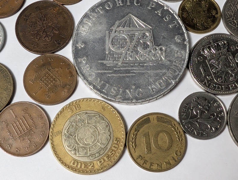 Diverse collection of coins and a commemorative token - image 11 of 20