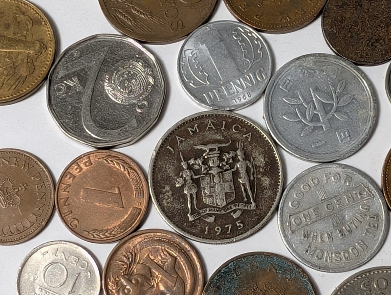 Assorted international coins including Jamaican 1975 issues - image 13 of 26