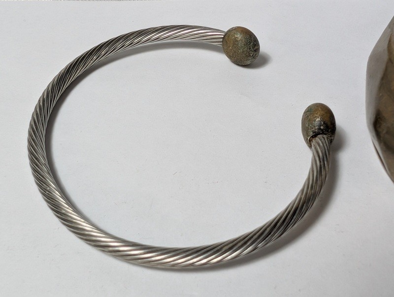 Assorted copper and metal bracelets and bangles - image 6 of 14