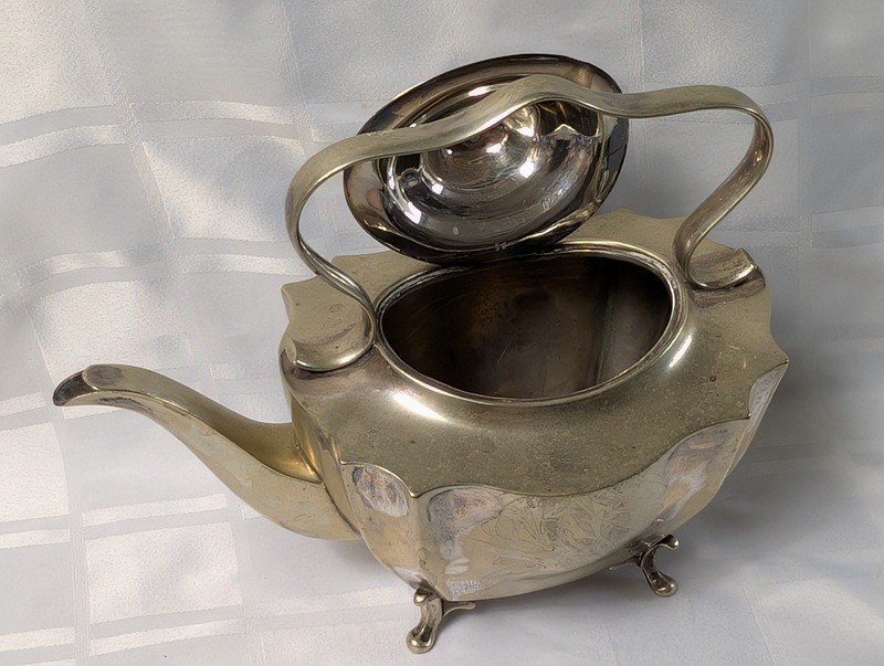 Antique silver teapot with etched panels and monogram - image 9 of 14