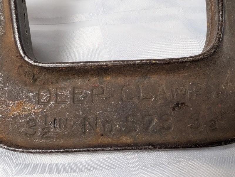 Cast iron C-clamp with screw and T-handle - image 8 of 10
