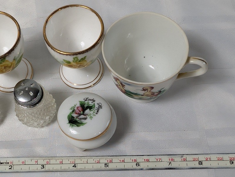 Tea ware set with Rose pattern and duck mug - image 14 of 15