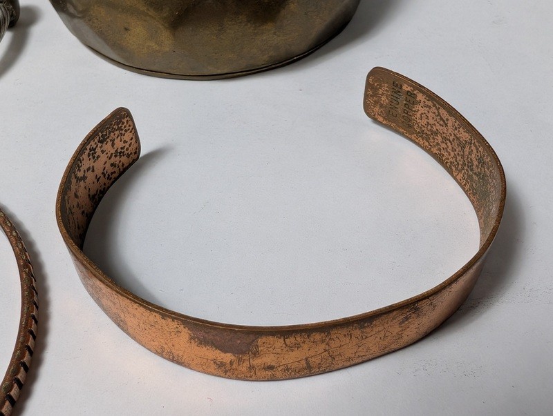 Assorted copper and metal bracelets and bangles - image 10 of 14