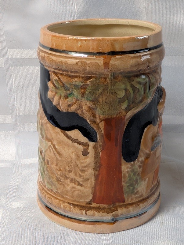 Ceramic beer stein with lid and hand-painted scene - image 5 of 9
