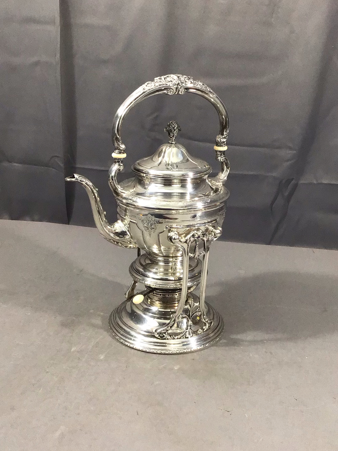 Towle Sterling Louis XIV Kettle & Warmer (1030+dwt) // updated dwt in title, unchanged in description - image 1 of 9