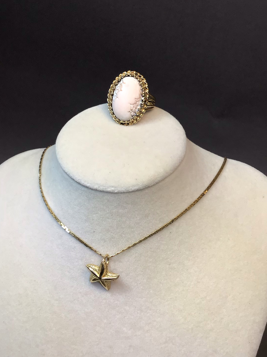 14K / 18K Jewelry (3+dwt / 3+dwt) - image 1 of 11