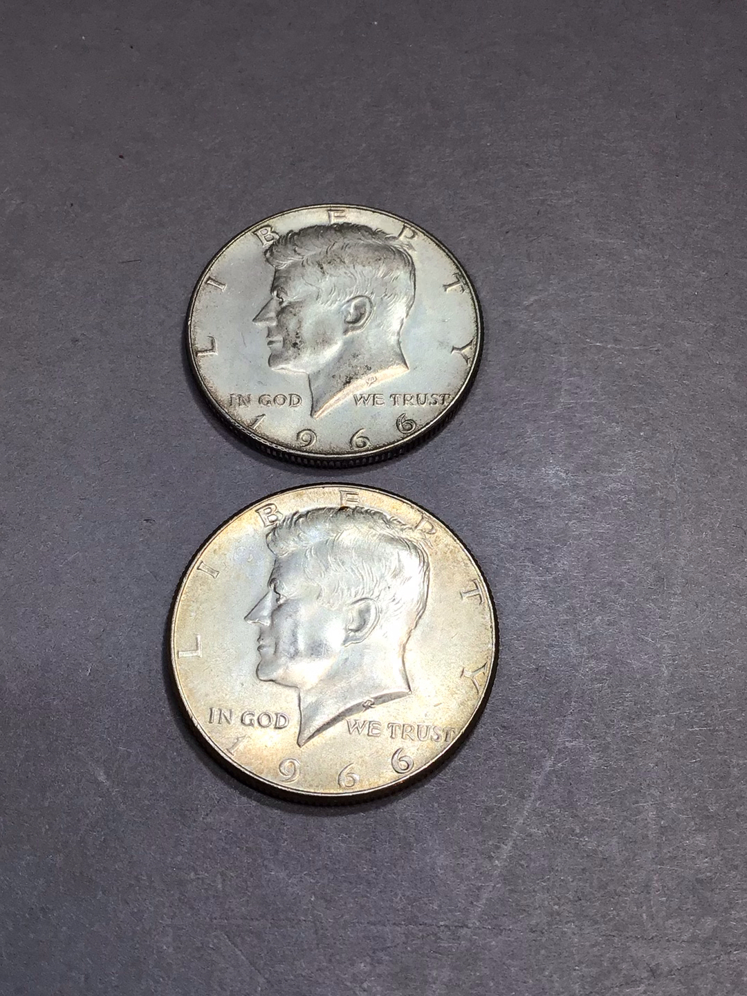 U.S. JFK Silver Half Dollars (90/8dwt, 40/29dwt) - image 5 of 9