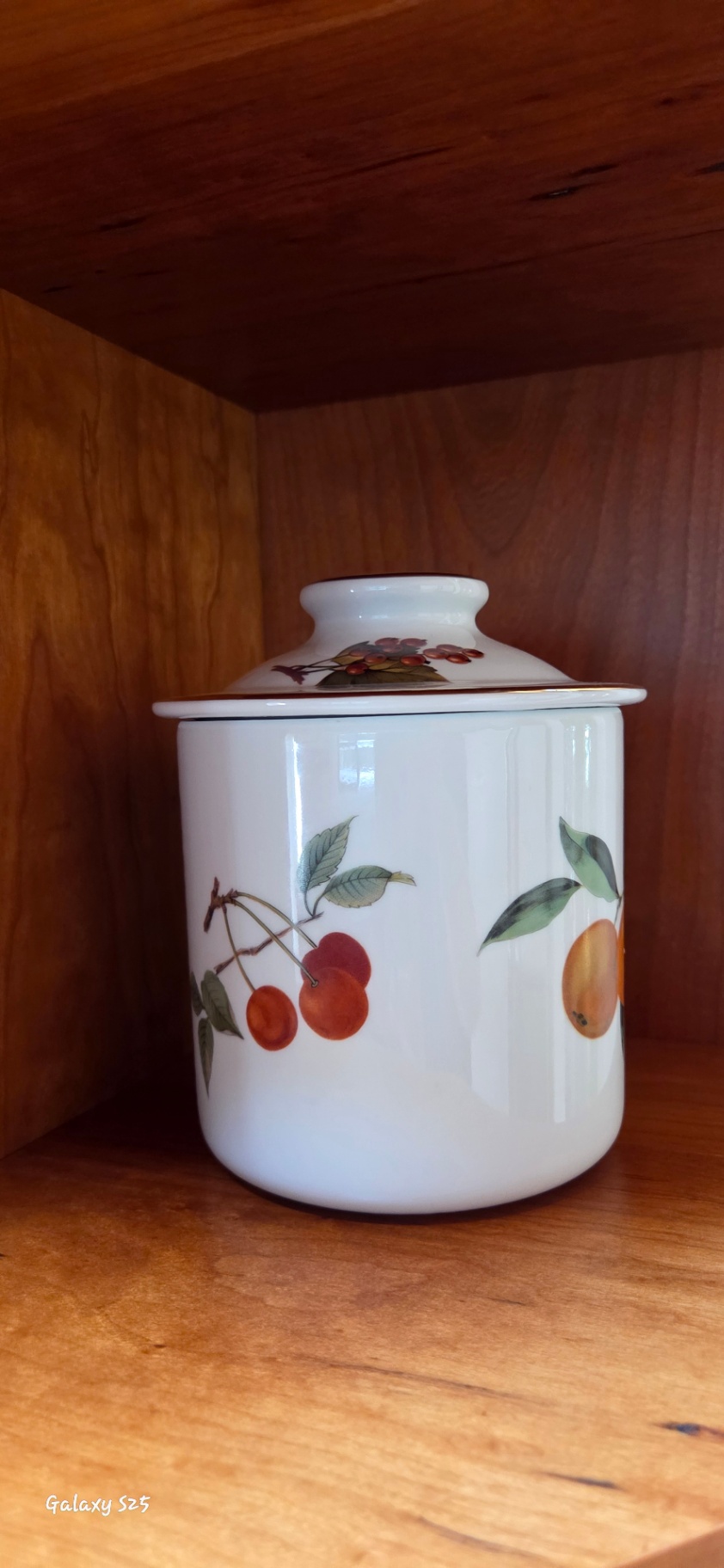 Wicker baskets, fruit-patterned canisters, and a cut-glass jar - image 4 of 6