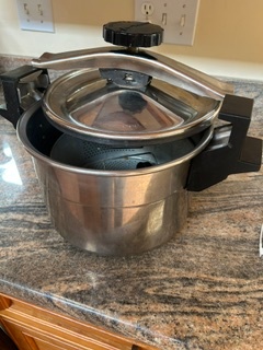 Stainless Steel Pressure Cooker and Stock Pot - image 1 of 2