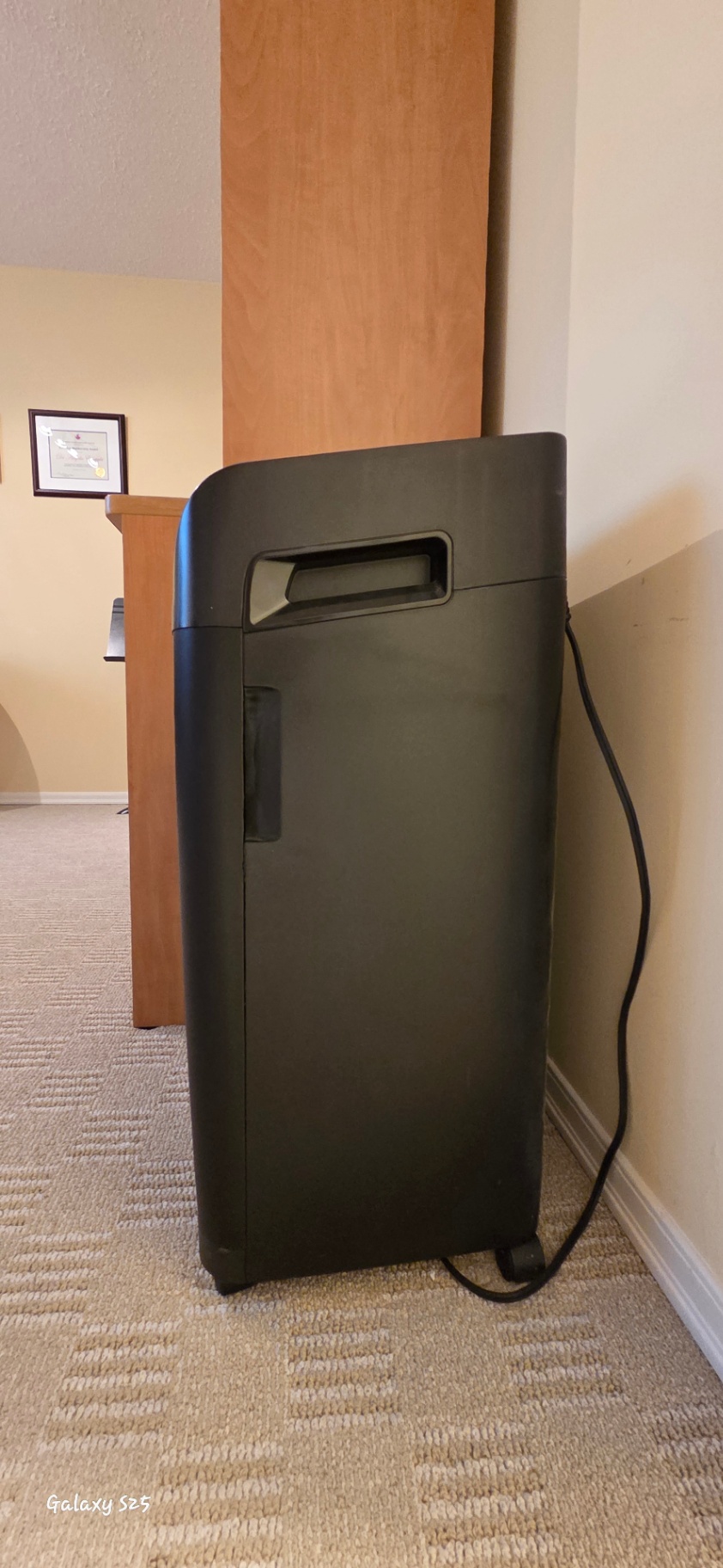 Staples Professional Series Shredder and Epson WorkForce Pro Printer - image 3 of 5