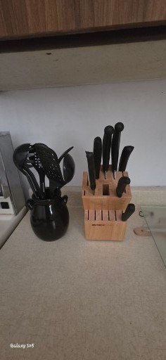 Knife Block Set, Toastess Toaster, Electric Kettle & Utensil Container - image 1 of 5