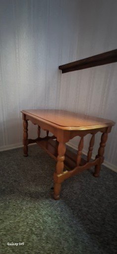 Wood Side Table with Spindle Legs (Drop-Leaf/Gate-Leg Style) - image 3 of 4