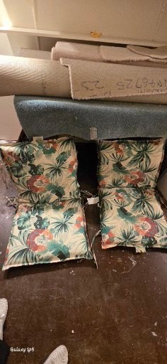 Patio Furniture Set with Mosaic Side Table & Bonus Cushions - image 5 of 5