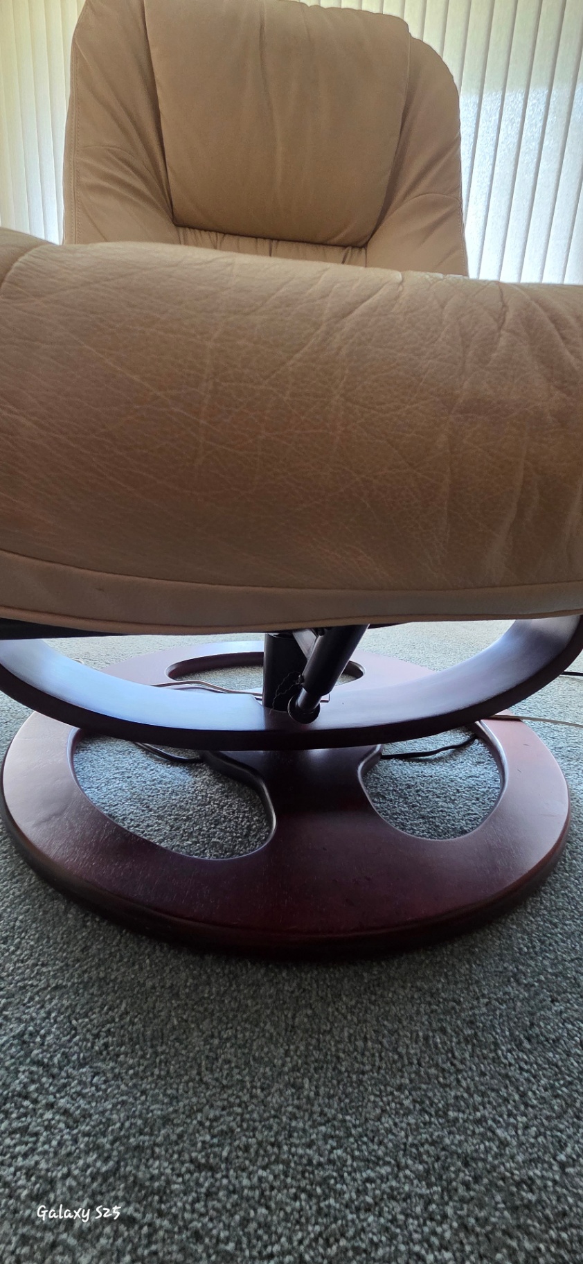 Leather Swivel Massage Recliner Chair - image 3 of 4