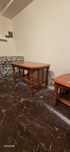Solid Wood Coffee Table with Turned Legs and Lower Shelf - image 3 of 4