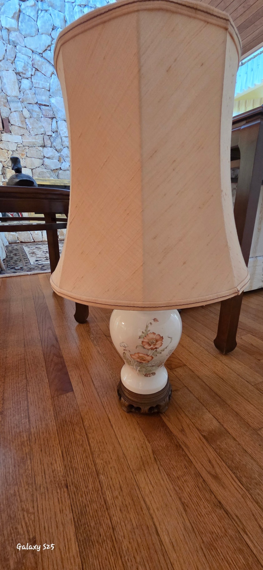 Pair of Traditional Table Lamps – Bronze Urn & Porcelain Ginger Jar - image 2 of 6