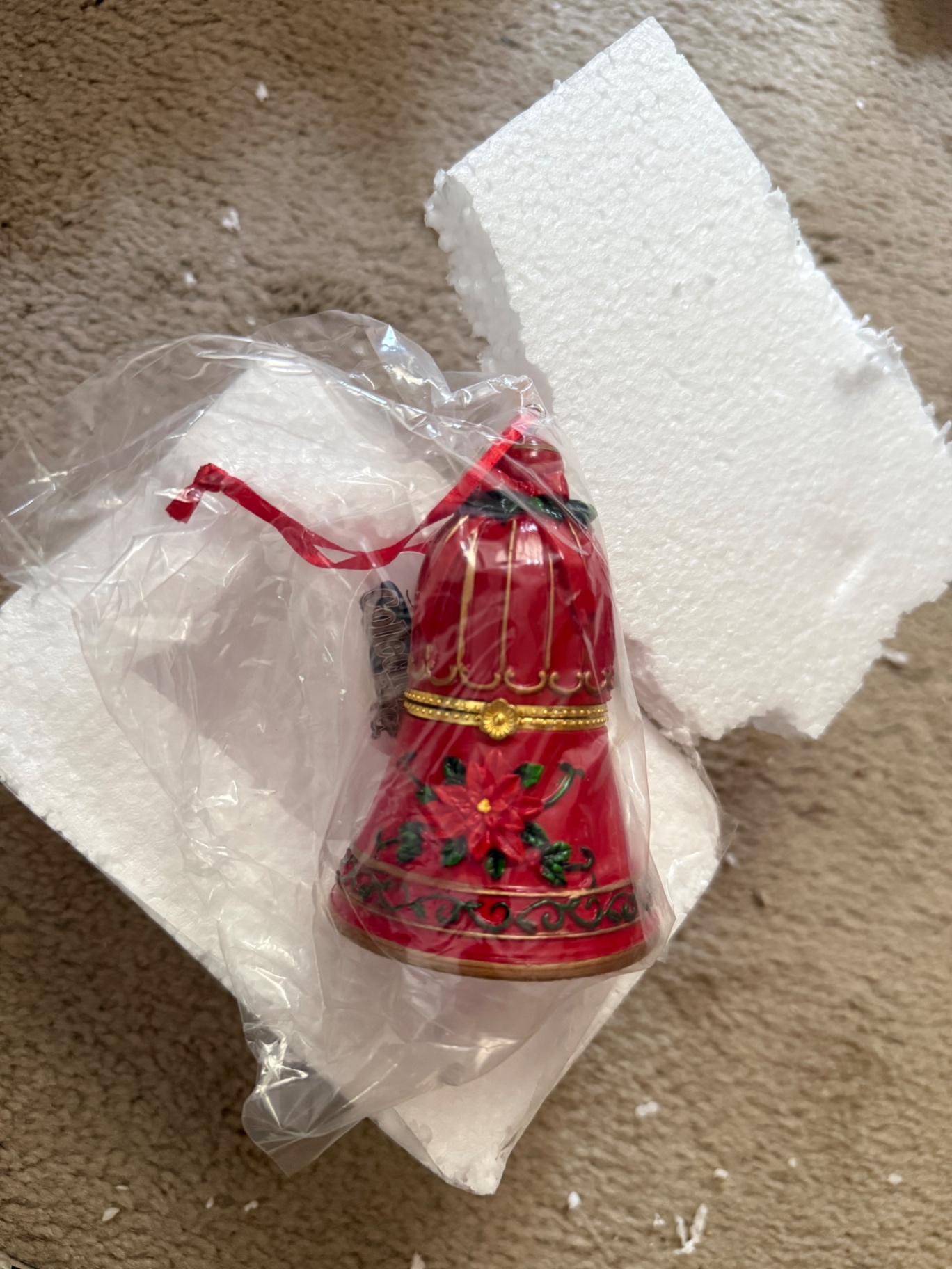 Assorted Christmas Ornaments - image 7 of 21