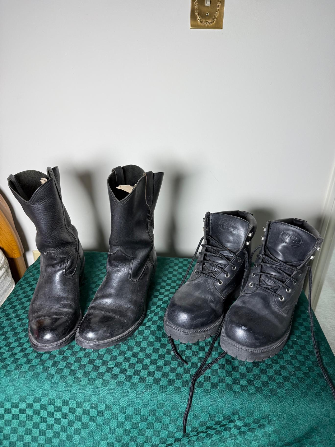 Black leather boots 2 Pairs Size 9 Men’s  - image 1 of 7