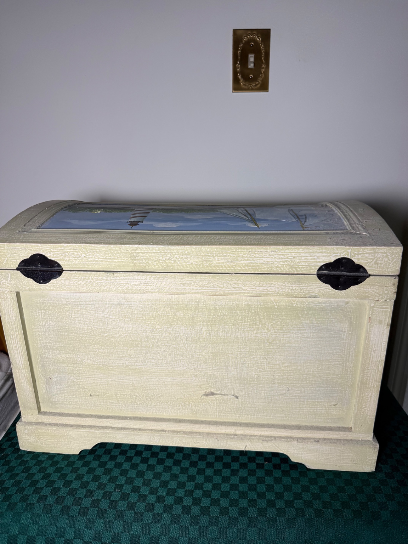 Cream nautical-themed storage chest - image 6 of 7