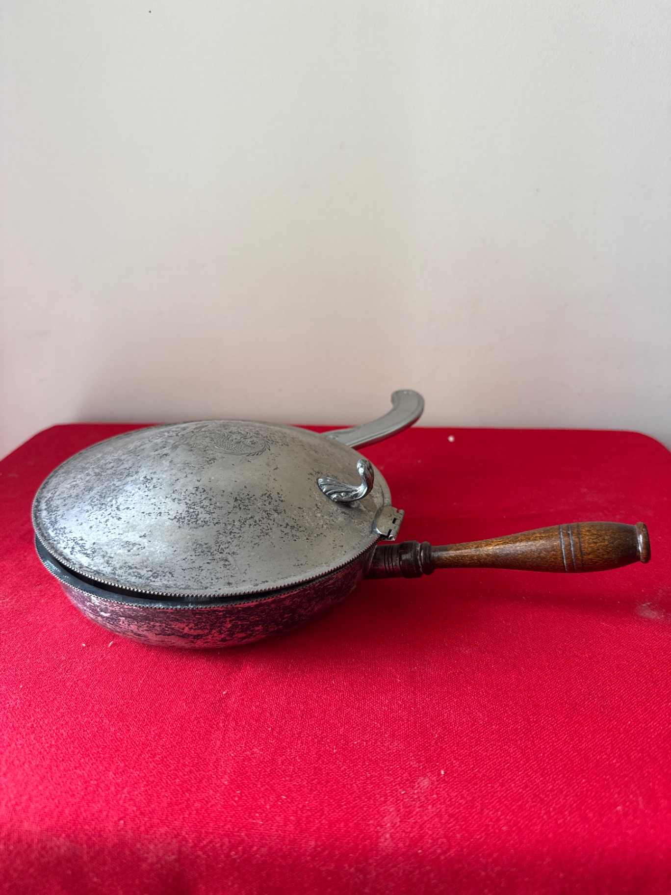 Vintage round crumb pan with wooden handle and lid; circular storage tin with brush - image 1 of 4