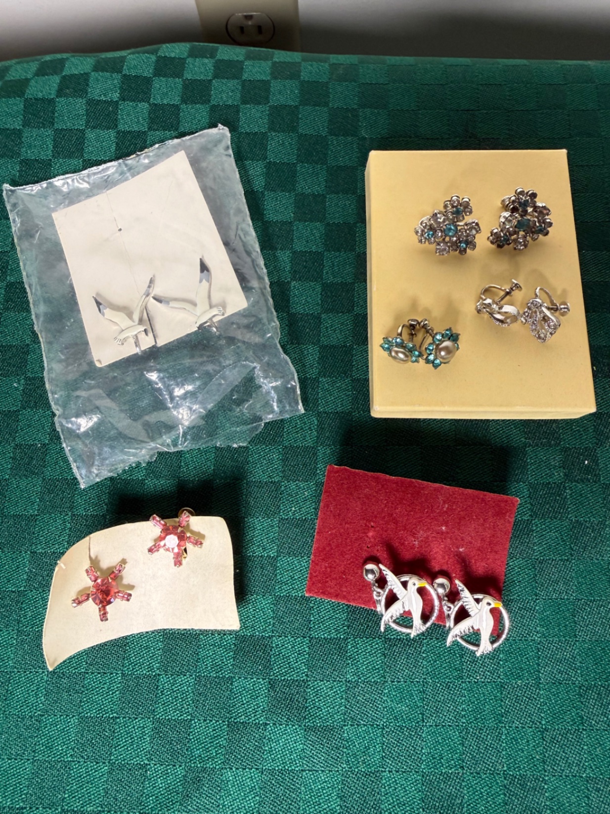 Assorted Clip on Earring Collection - image 4 of 5
