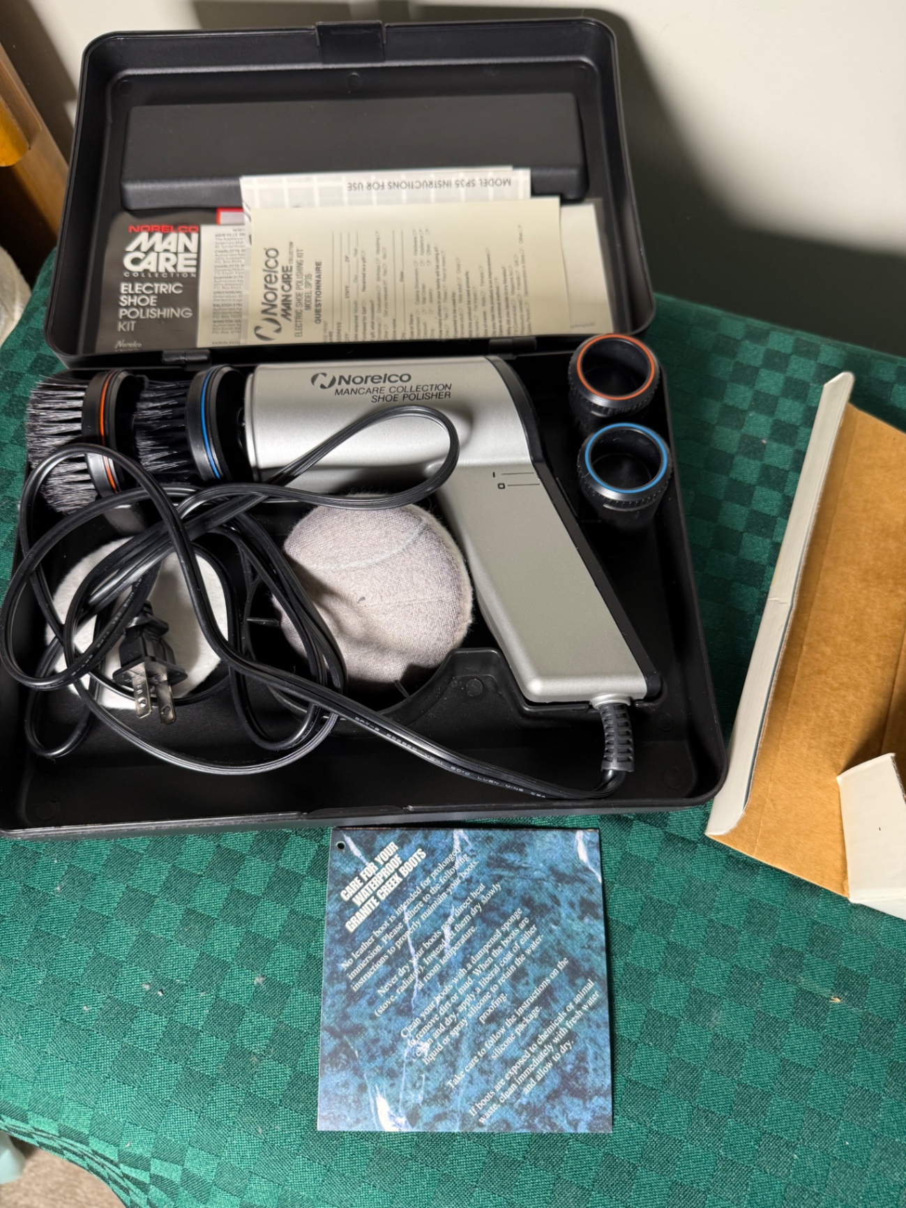 Norelco Electric Shoe Polishing Kit (SP35) with Case and Accessories - image 2 of 2