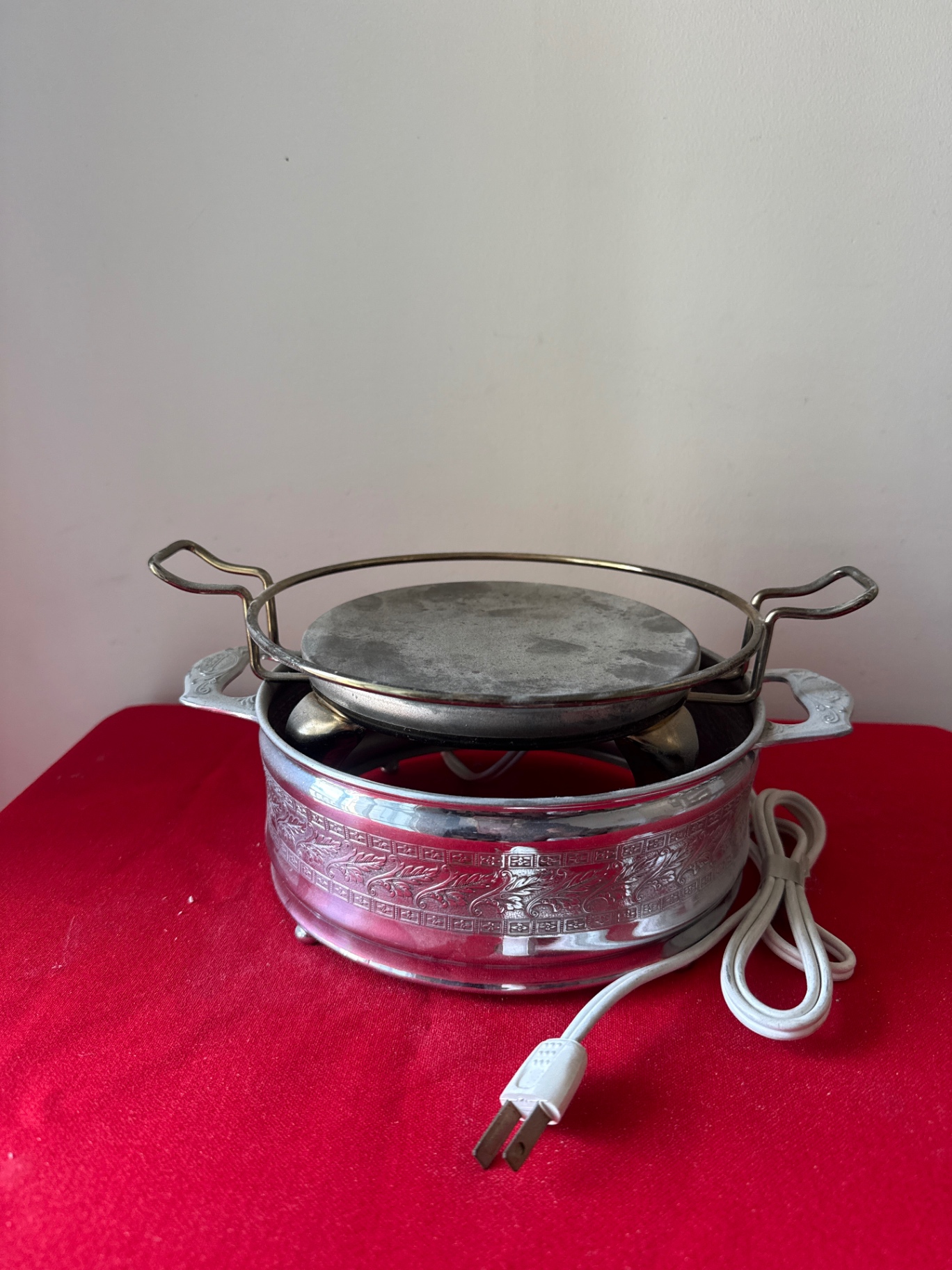 Ornate electric warming pot with stand - image 1 of 3