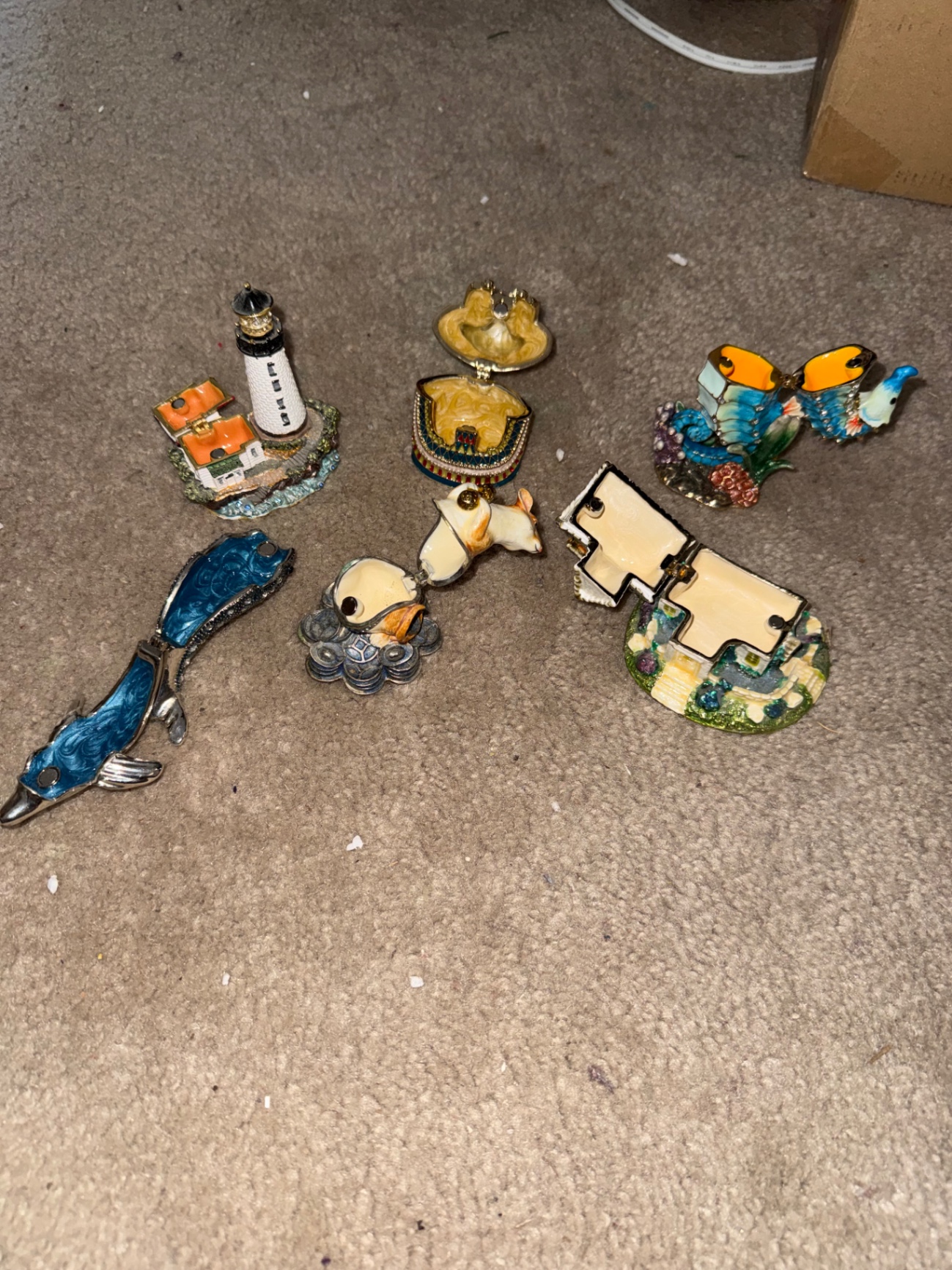 Assorted miniature trinket boxes - image 2 of 7
