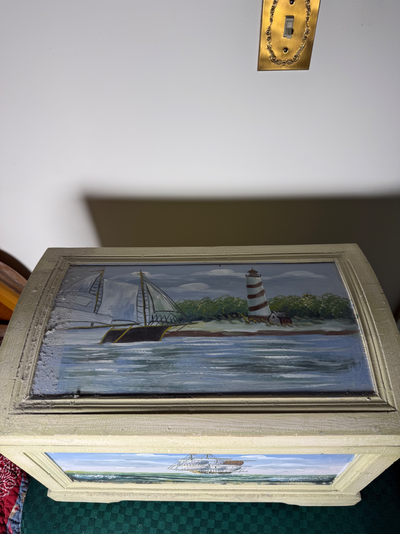Cream nautical-themed storage chest - image 3 of 7