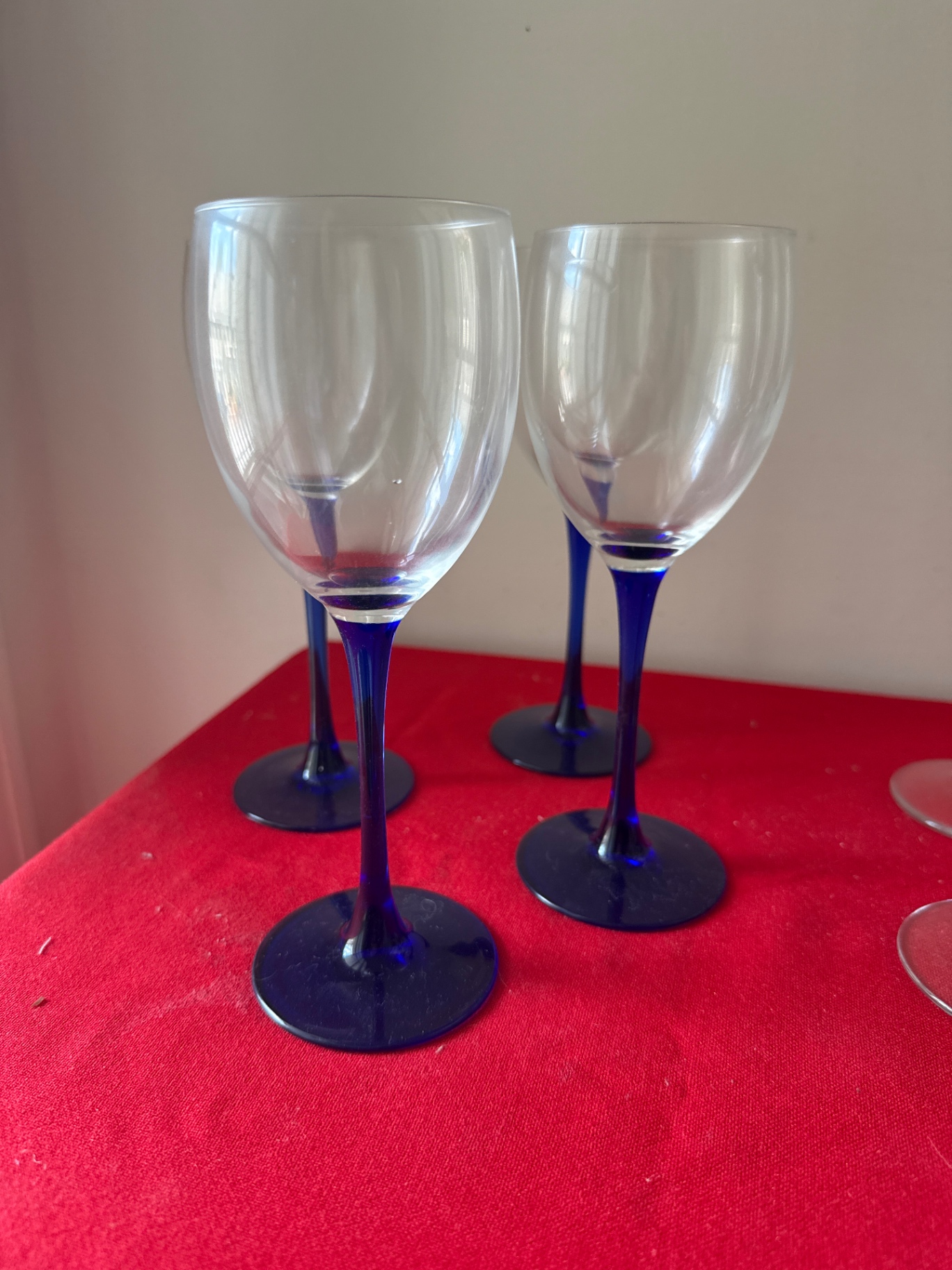 Wine glasses with cobalt-blue stems - image 4 of 4