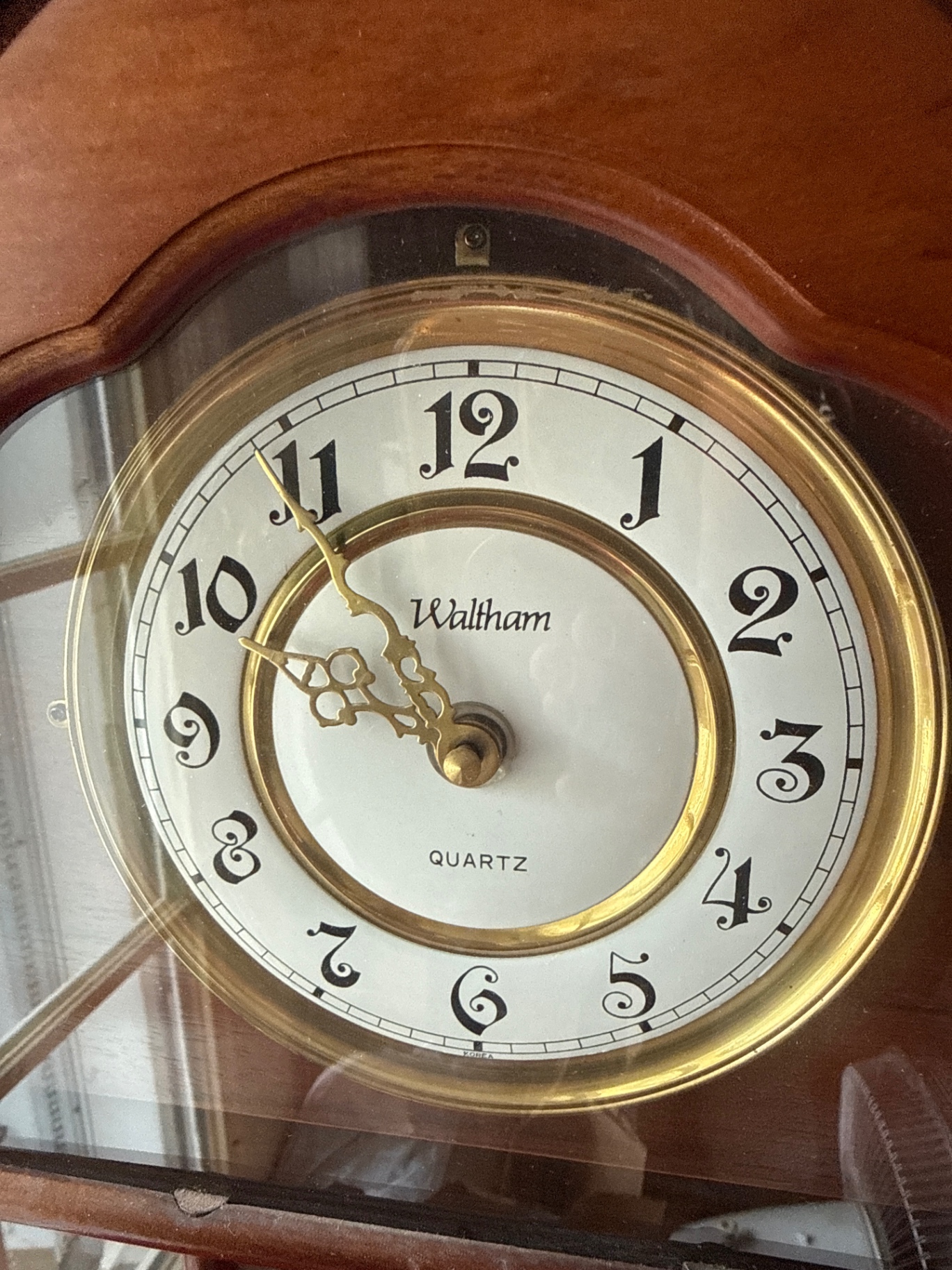 Waltham Quartz Mantel Clock in Wooden Cabinet - image 2 of 2