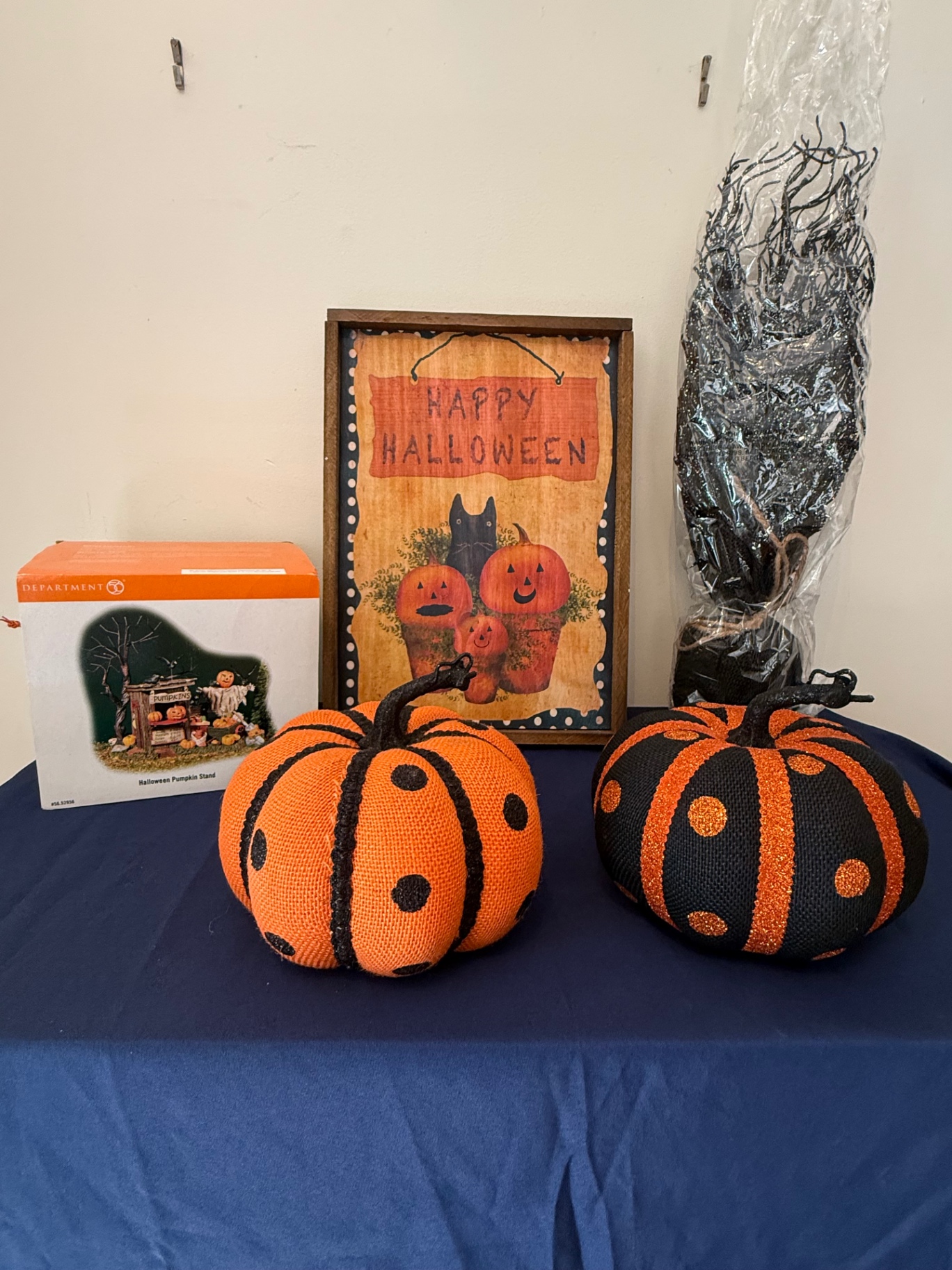 Halloween Decor Set with Knitted Pumpkins and Pumpkin Stand - image 2 of 5