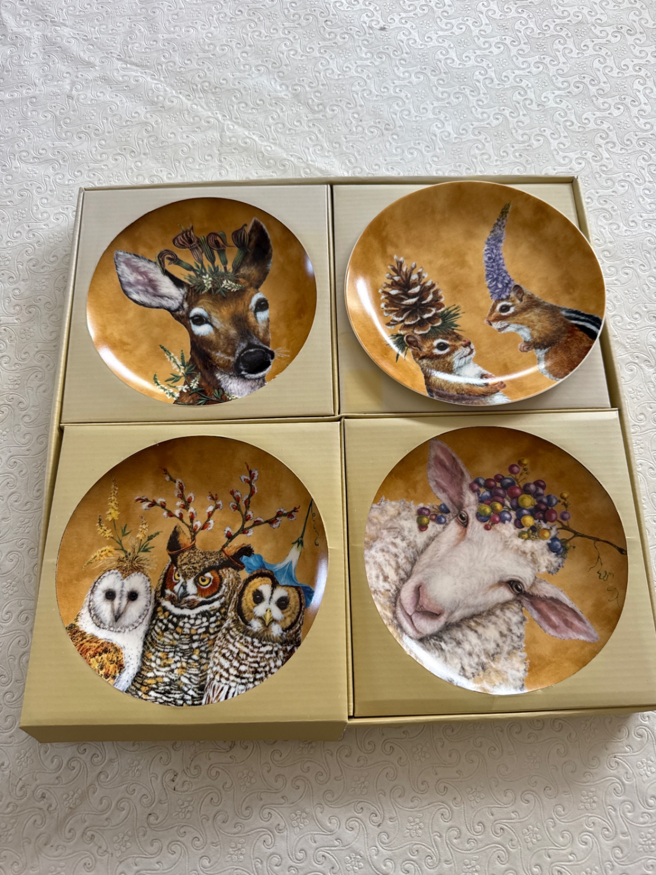 Set of Four Decorative Woodland Animal Plates - image 2 of 2
